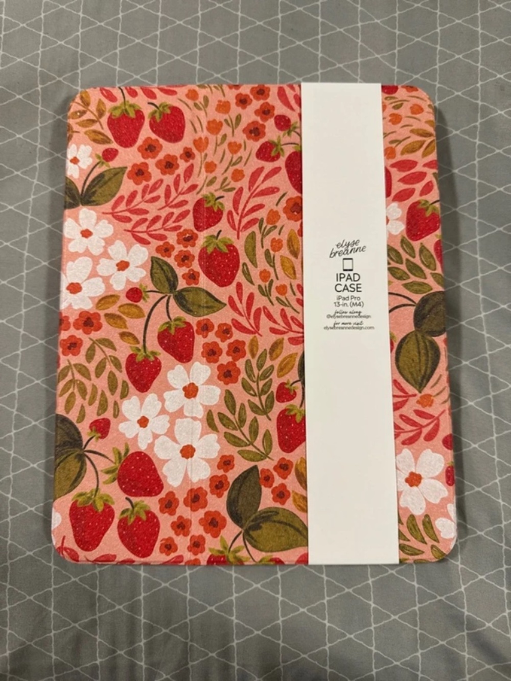 iPad Pro 13-inch (M4) case with pencil holder